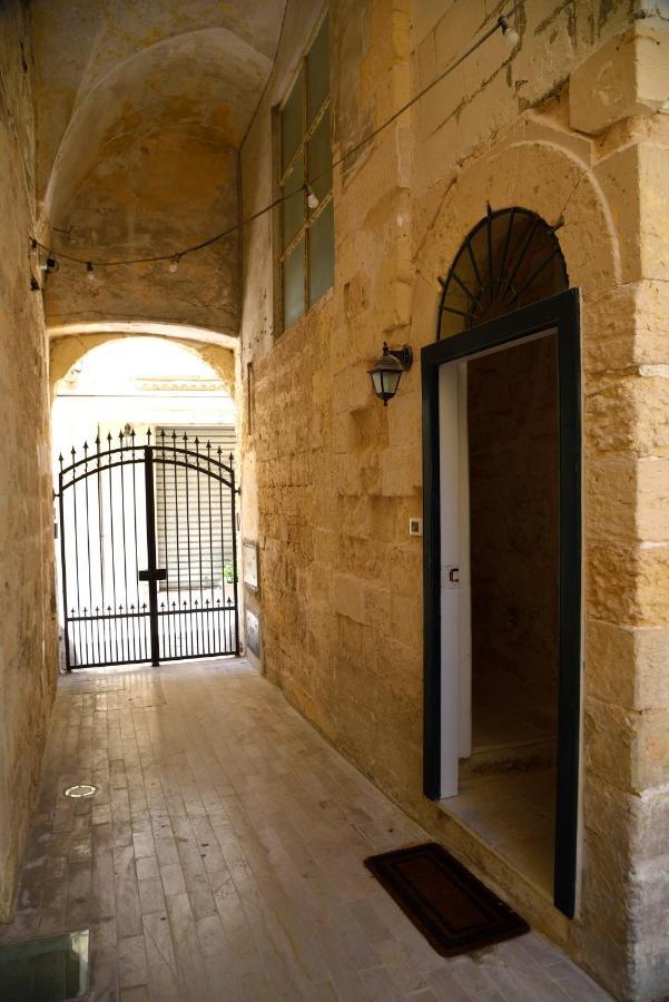 Li Frati Suite Lecce Exterior foto